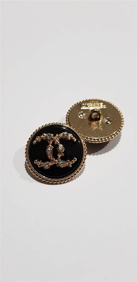 bottoni chanel argento|Chanel shop online.